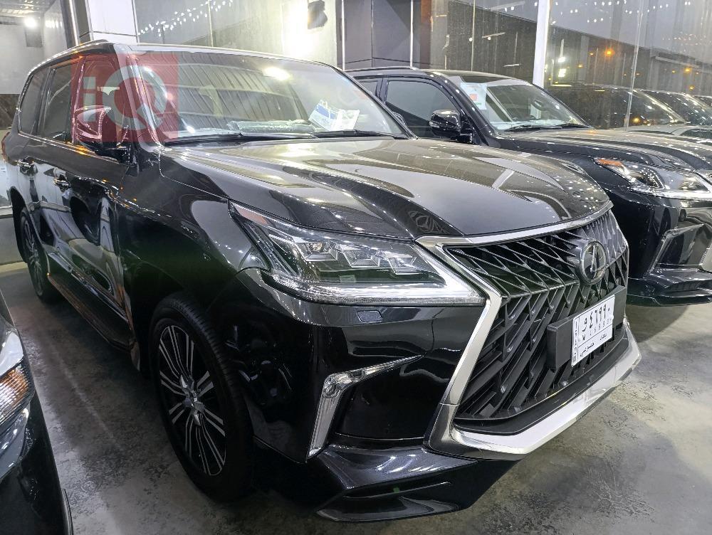 Lexus LX